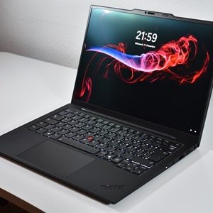 LENOVO X1 CARBON 14" Ultra 7  64Go  512Go SSD